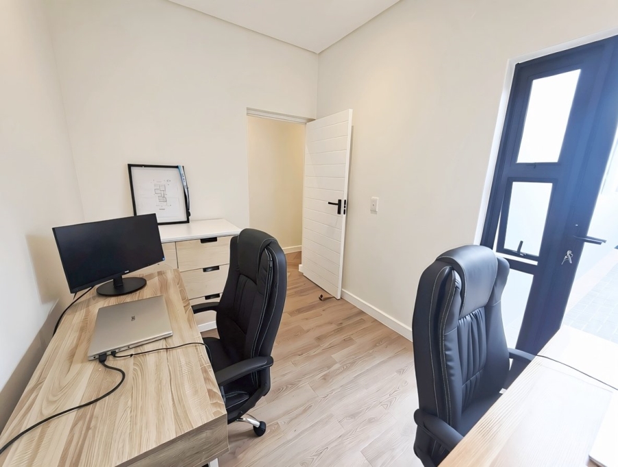 3 Bedroom Property for Sale in Sandown Western Cape